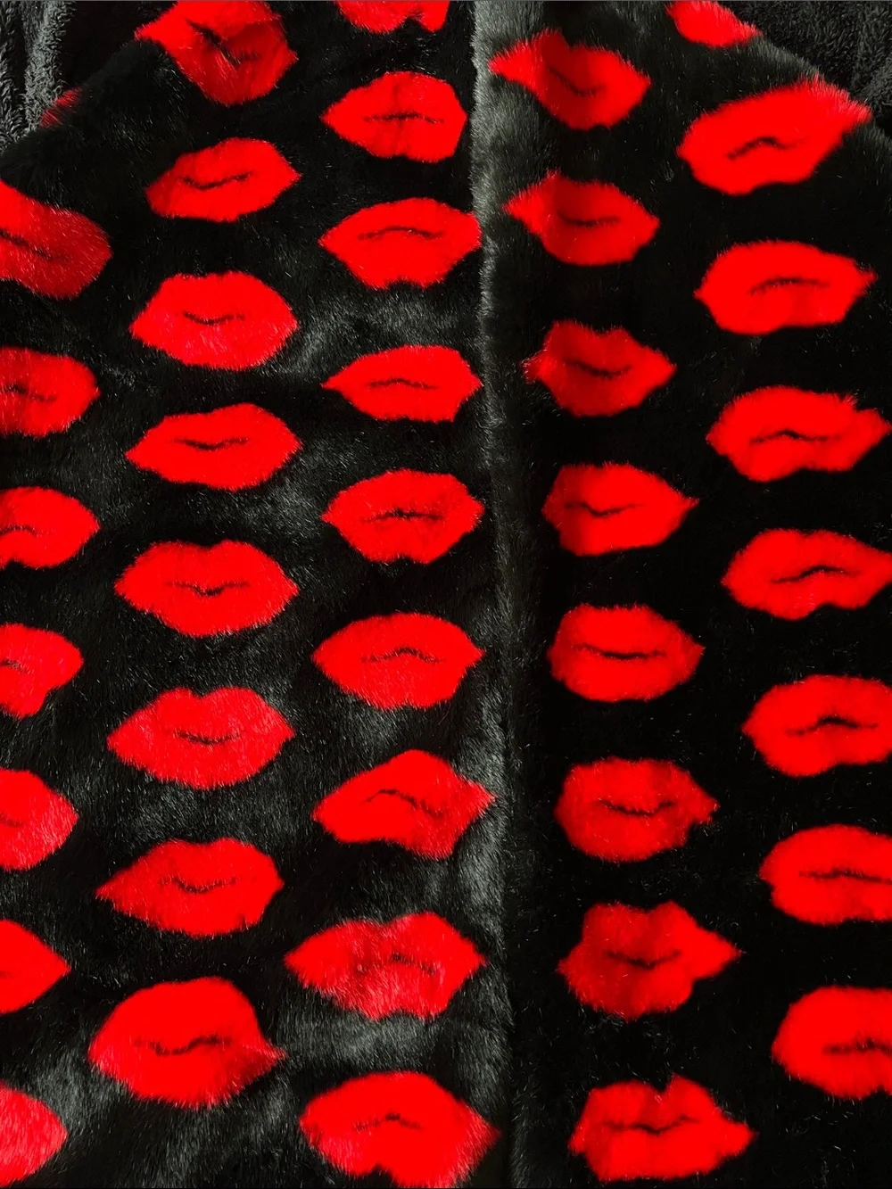 Victoria’s Secret Lips Faux Fur Wrap Shawl